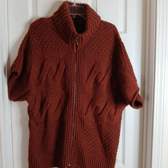 Rust Brown Knit Short Sleeve Cardigan Top with Zipper - Picture 1 of 6